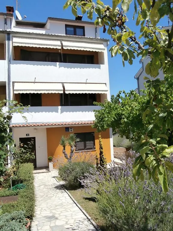 Urban Premium Apartments (Adults Only) Porec Croazia